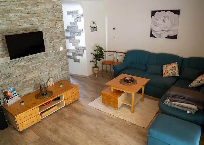 Liptovske Zatisie 펜션 립토브스키트로노벡